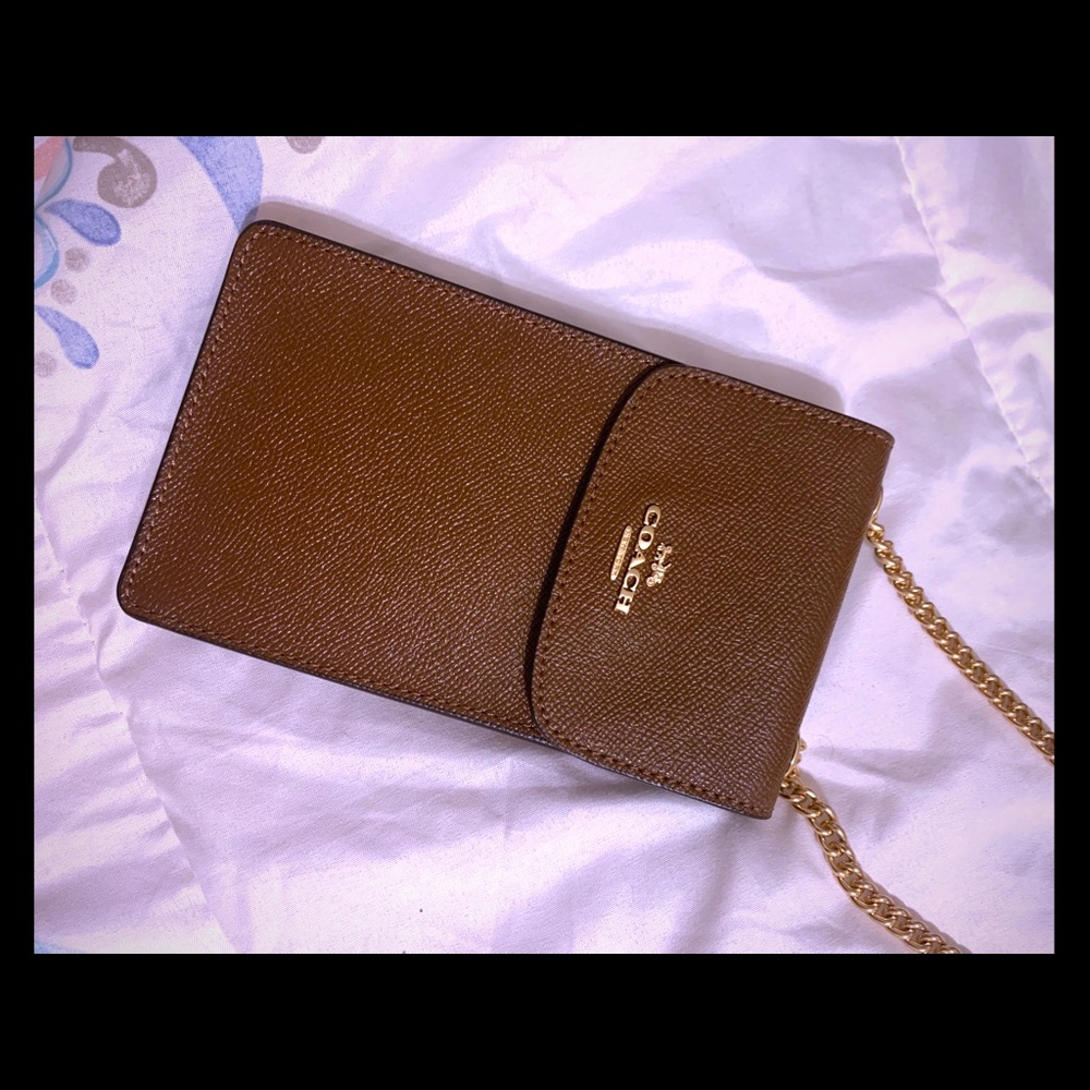 Coach Phone Crossbody Lace Saddle Gold Chain Bag